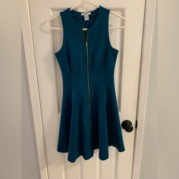 Women’s Cocktail Dress - Picture 1 of 4